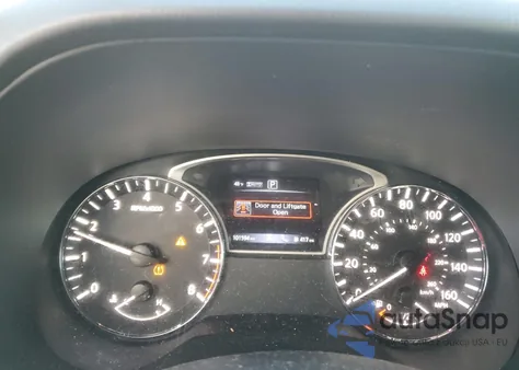 2019 Nissan Pathfinder S z USA, uszkodzony, nr VIN 5N1DR2MM0KC589077